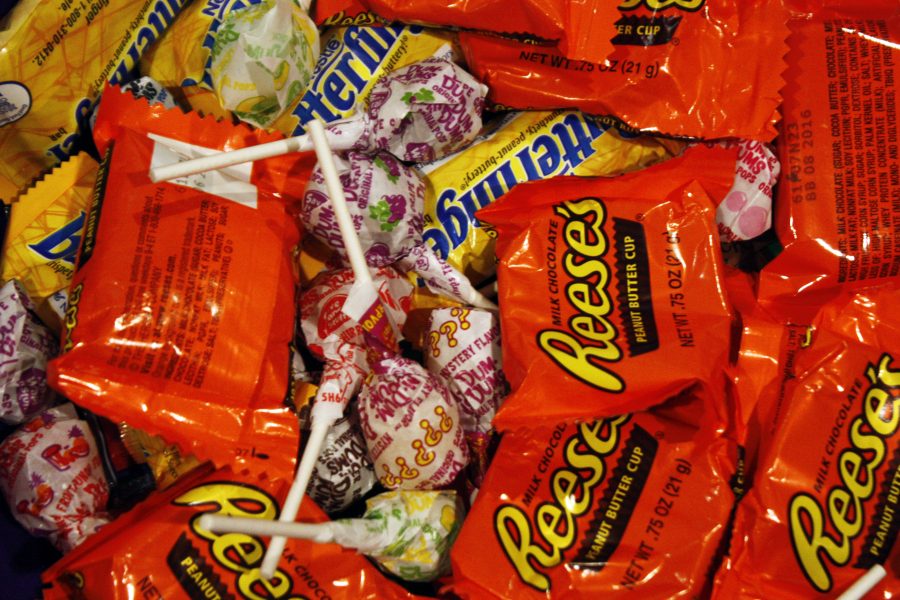 Partners in Kind collects candy to show appreciation for troops
