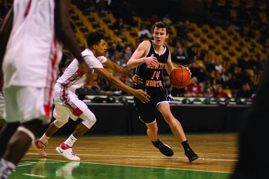 Younger players contribute to boys' basketball, hockey teams' strong seasons