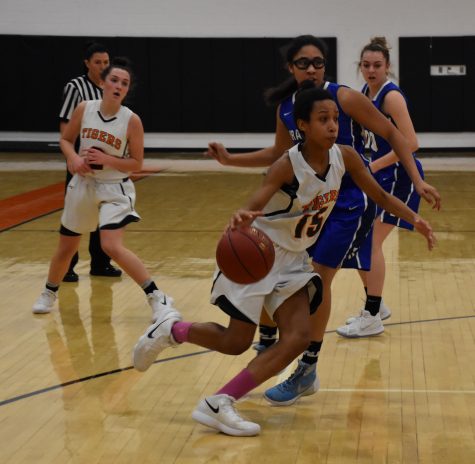 Girls' basketball falls to Braintree in a low scoring performance