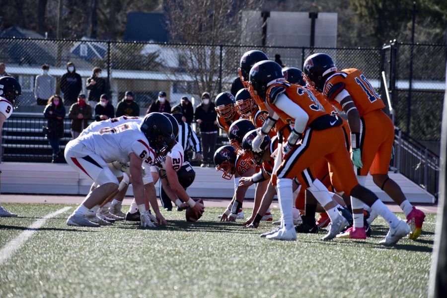 Football plays Wellesley during the Fall II season. (Photo by Rachel Kurlandsky)